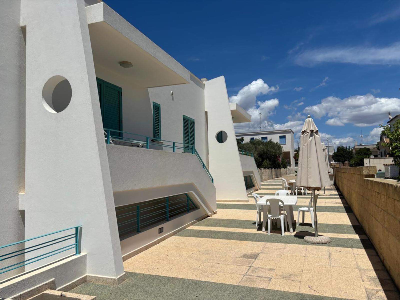 Terrazze Del Mare Aparthotel Racale Εξωτερικό φωτογραφία