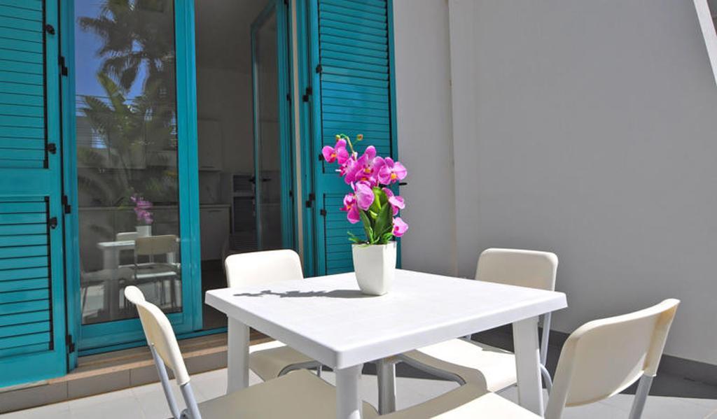 Terrazze Del Mare Aparthotel Racale Εξωτερικό φωτογραφία