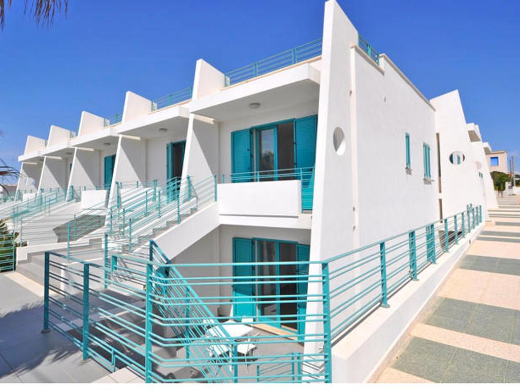 Terrazze Del Mare Aparthotel Racale Δωμάτιο φωτογραφία